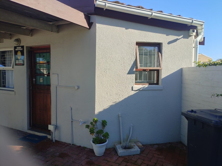 To Let 2 Bedroom Property for Rent in Marinda Park Western Cape
